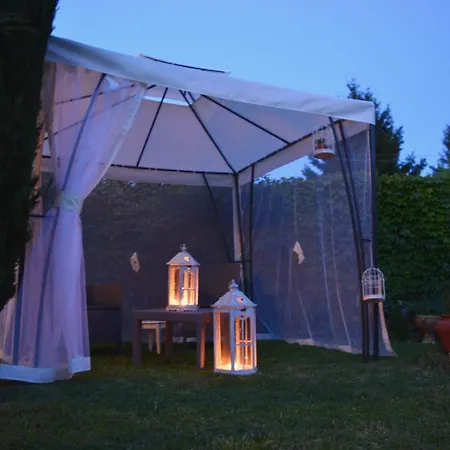 Bed & Breakfast Bed & Tours Dimora Di Campagna 3*