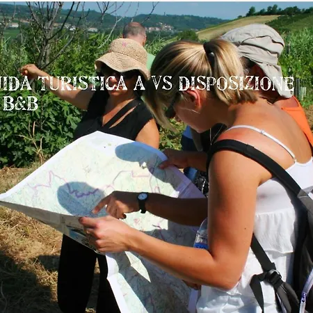 Bed & Tours Dimora Di Campagna Couette-café 4*