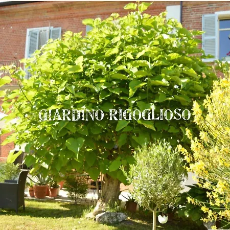 Bed & Tours Dimora Di Campagna 住宿加早餐酒店 Castelnuovo Belbo