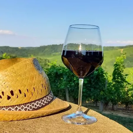 Bed & Tours Dimora Di Campagna 4* Castelnuovo Belbo