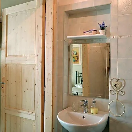 Bed & Tours Dimora Di Campagna 4* Castelnuovo Belbo
