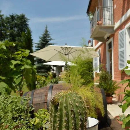 Bed & Breakfast Bed & Tours Dimora Di Campagna 4*