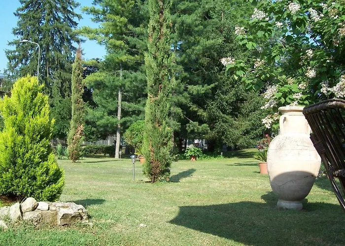 Bed & Tours Dimora Di Campagna 4*