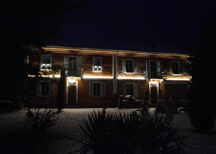 Bed & Tours Dimora Di Campagna לינה וארוחת בוקר Castelnuovo Belbo